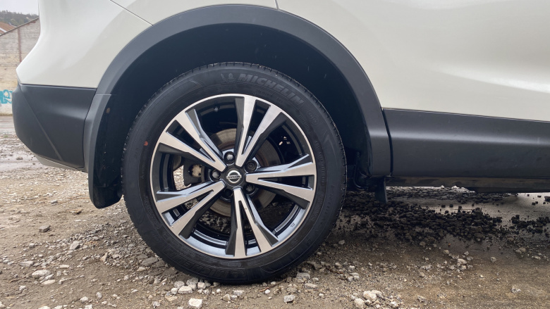 Nissan Qashqai 1.2 DiG-T N-Connecta 5dr Petrol Hatchback